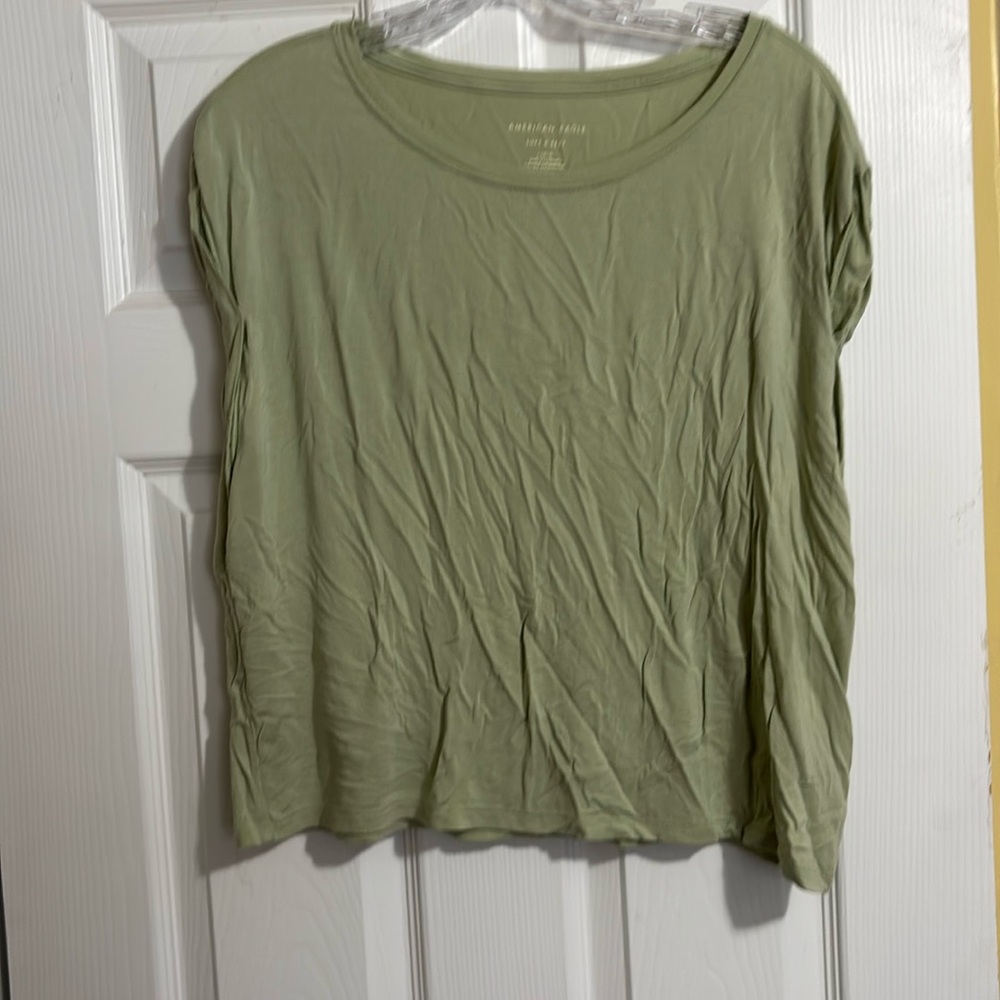 American eagle green muscle tee